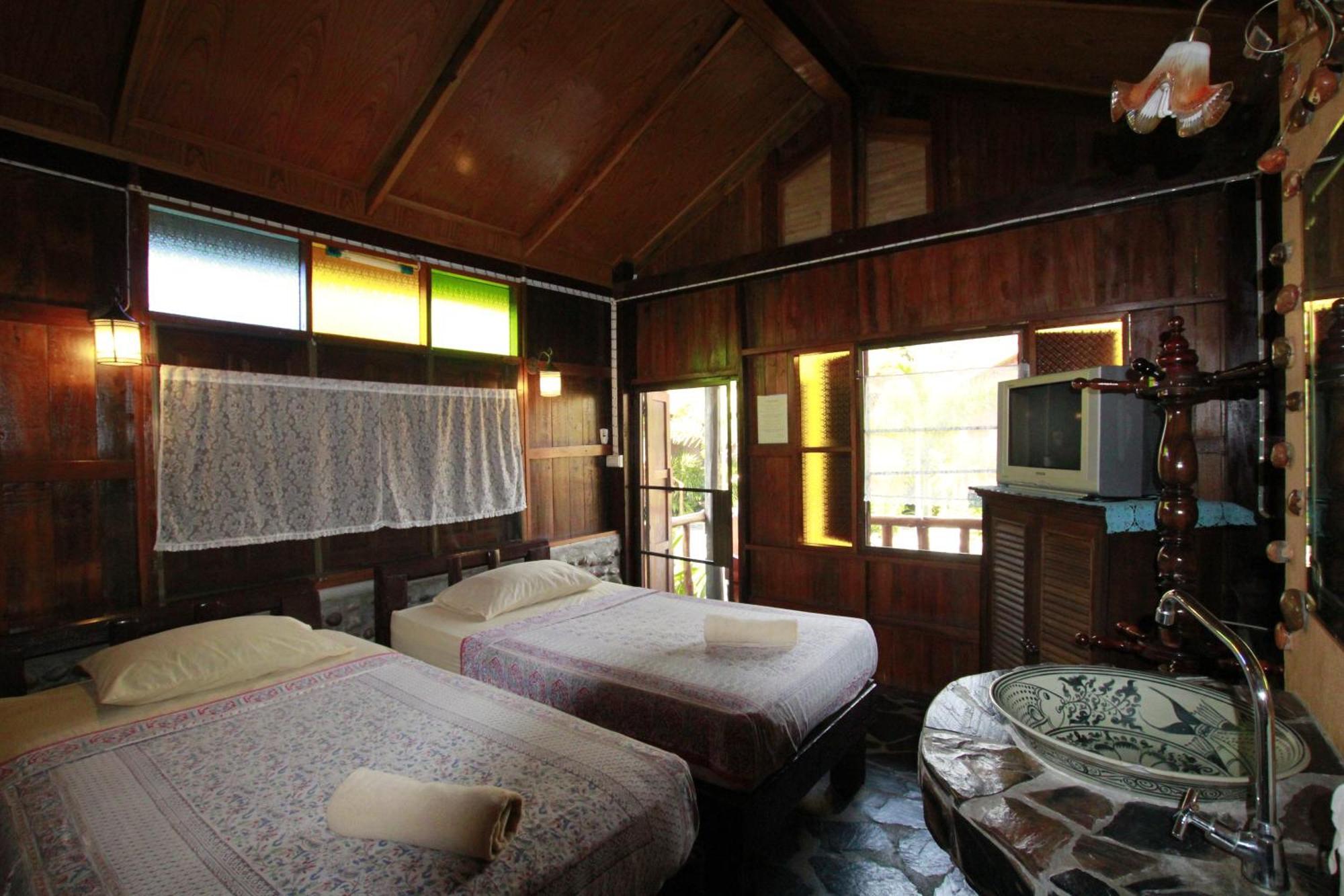 J&J Guesthouse Сукотай Стая снимка